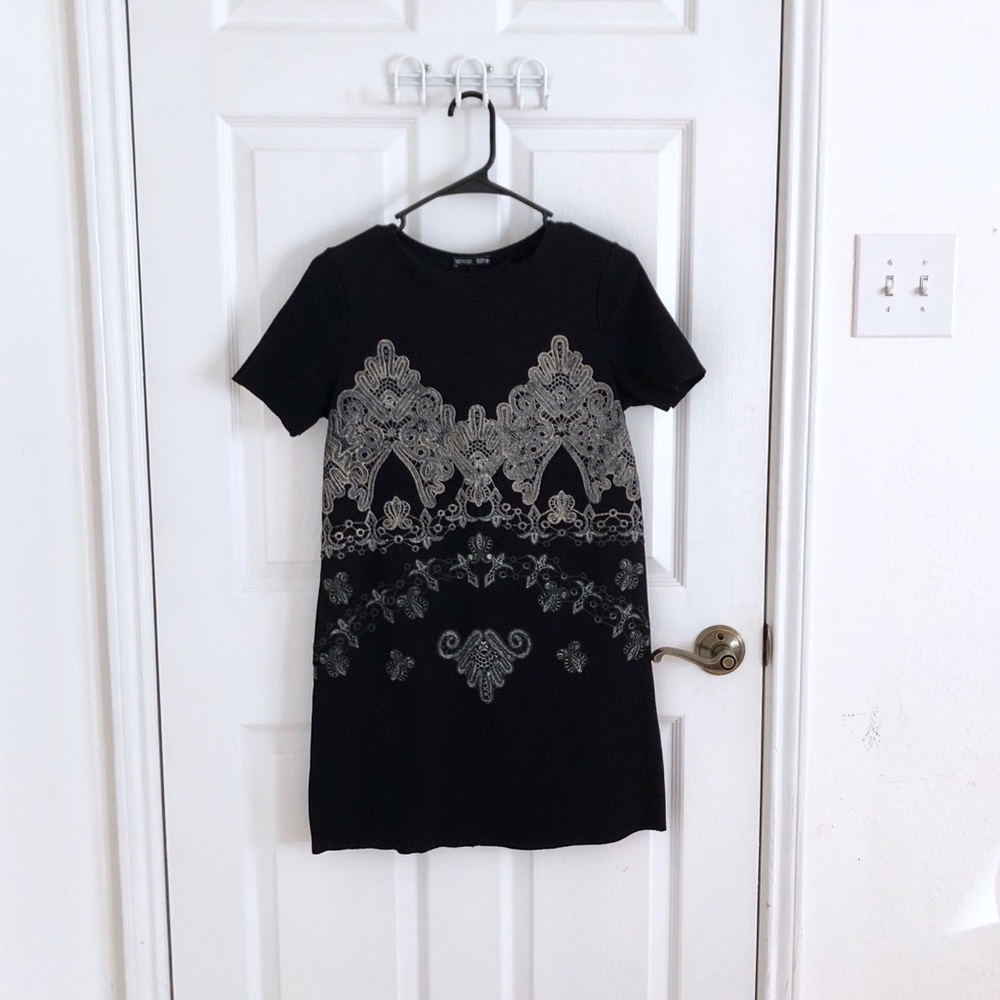  2 for $20 | Zara Black dress w/ beige detailing